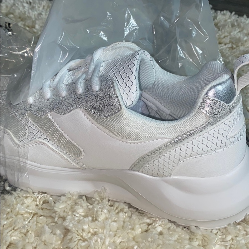 White Tennis Shoes - Picture 4 of 8